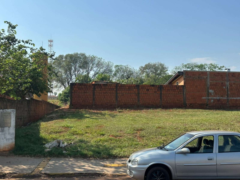 Terreno no Núcleo Dorival Docusse (foto 4 de 4)